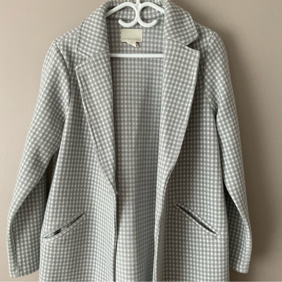 Checkered Coat - Picture 4 of 5